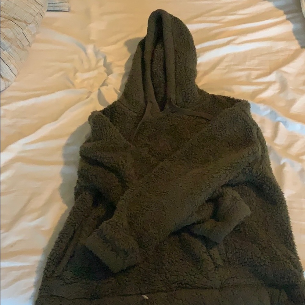 Fluffy new quality sweater